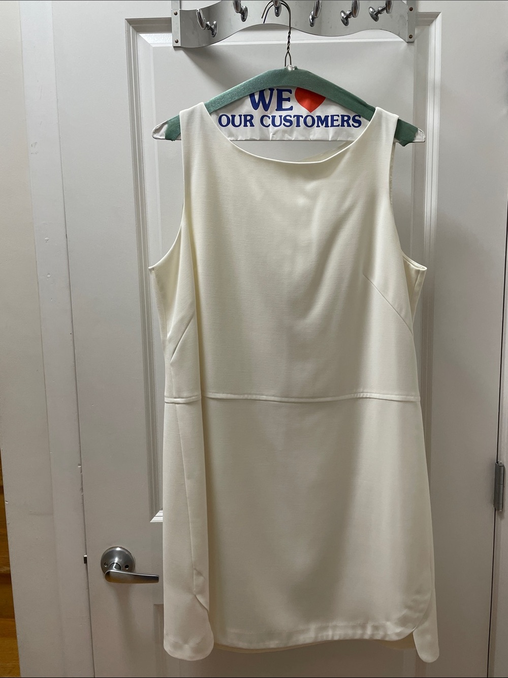 Ann Taylor Cream Sleeveless Shift Dress